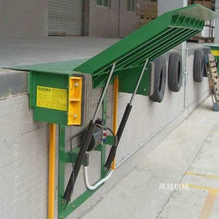 固定式登車(chē)橋