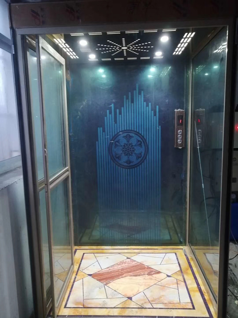 家用電梯